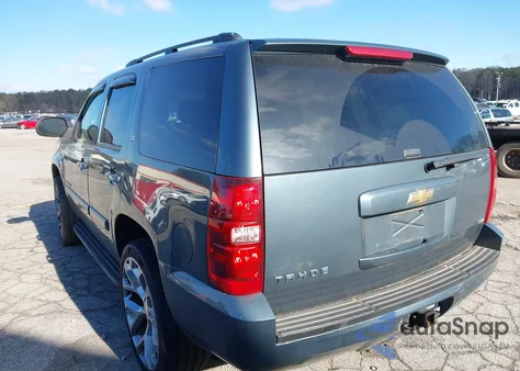 2008 Chevrolet Tahoe Lt из США, поврежденный, VIN 1GNFC13058J101888